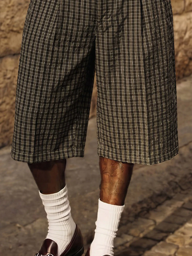 Classic Vintage Puckered Texture Plaid Shorts - Image 4