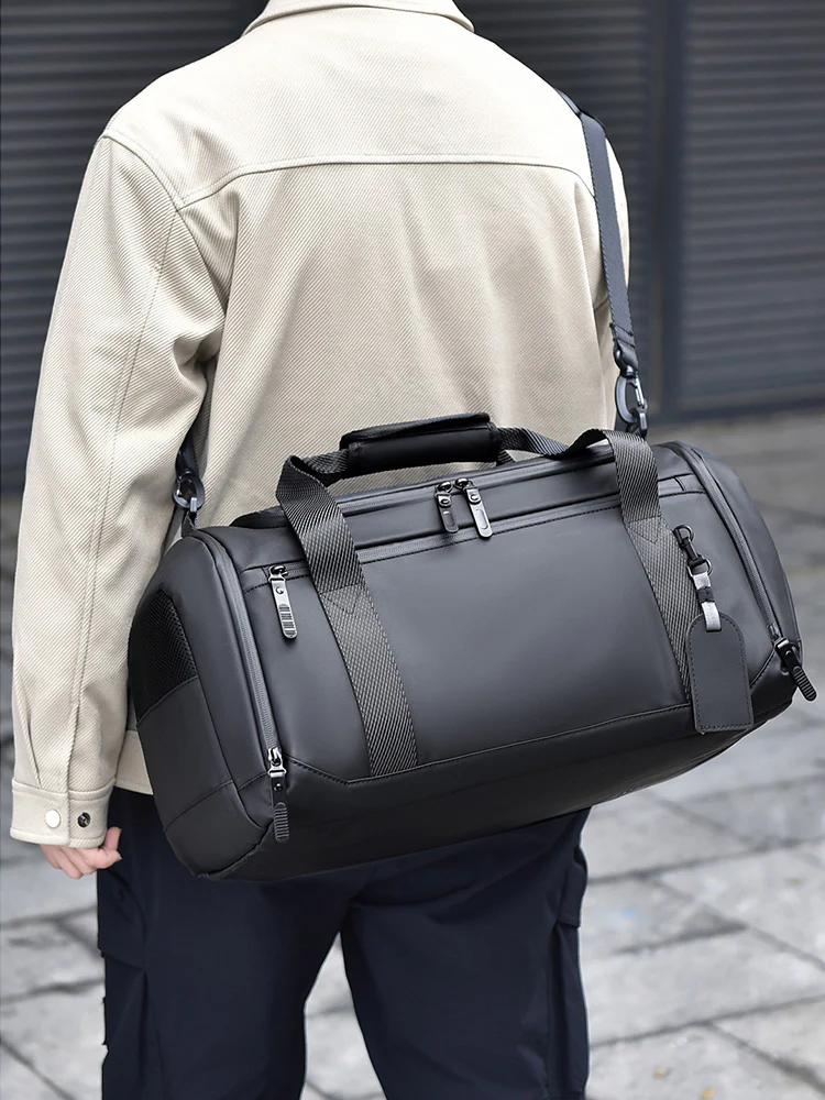 High Quality Waterproof Travel Bag - Image 4