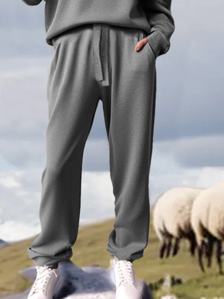 Simple Turtleneck Leisure 2-Piece Outfit - Image 4