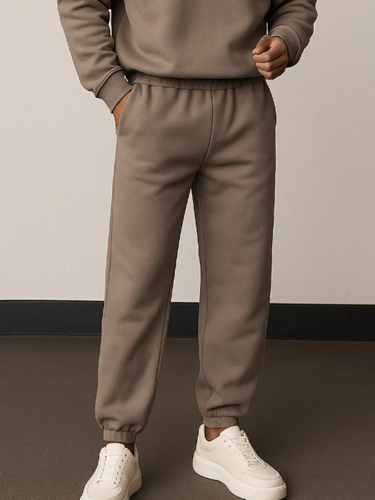 Sporty Unique Design Sweatsuit Set - Image 4