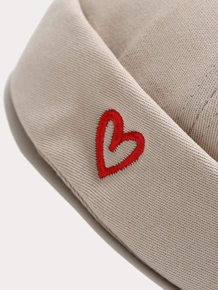 Stylish Heart Embroidery Brimless Hat - Image 11