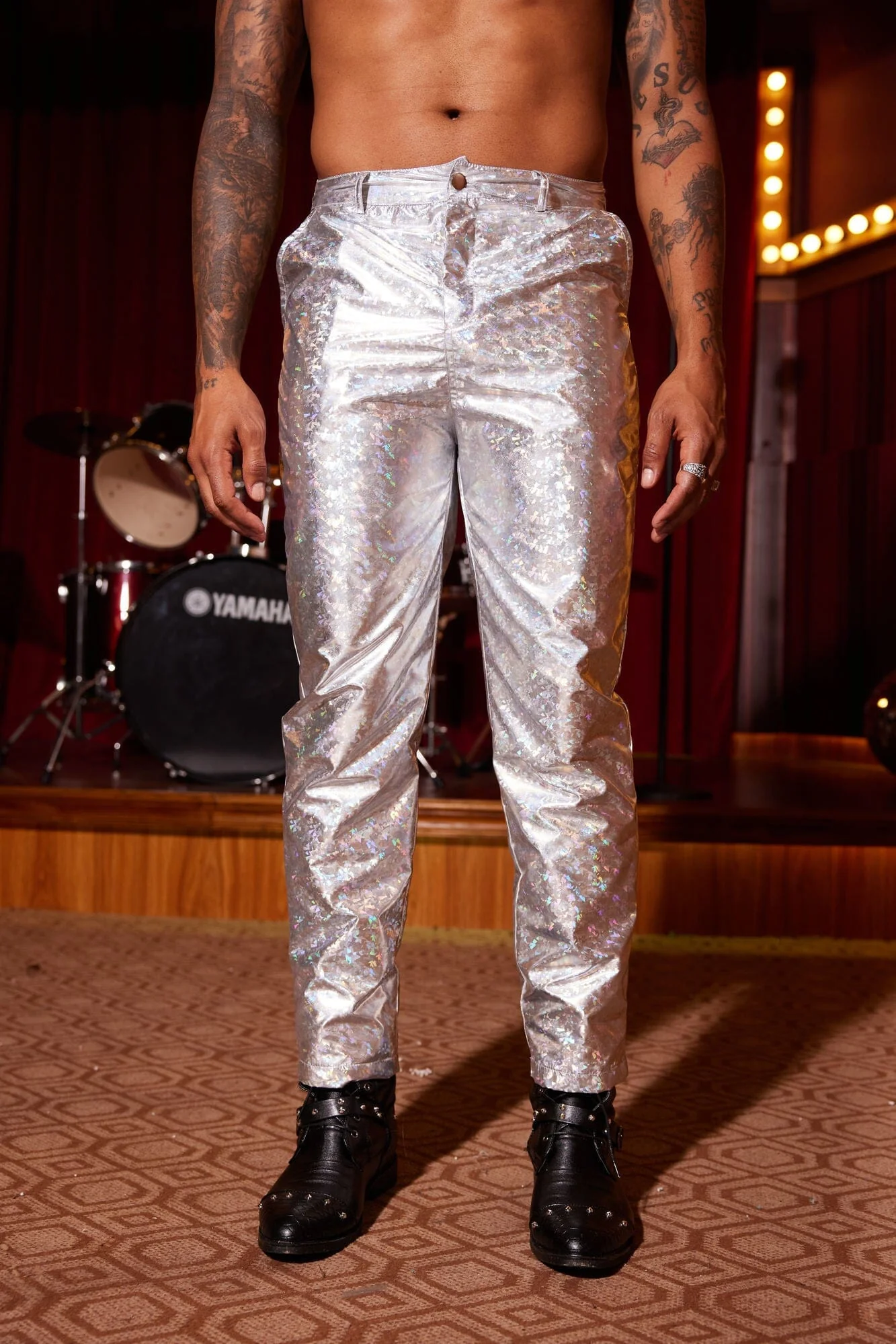 Stylish Metallic Shiny Pants - Image 13